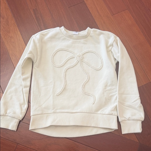 GAP Other - Girls Cream Sweatshirt with Rope Bow Design